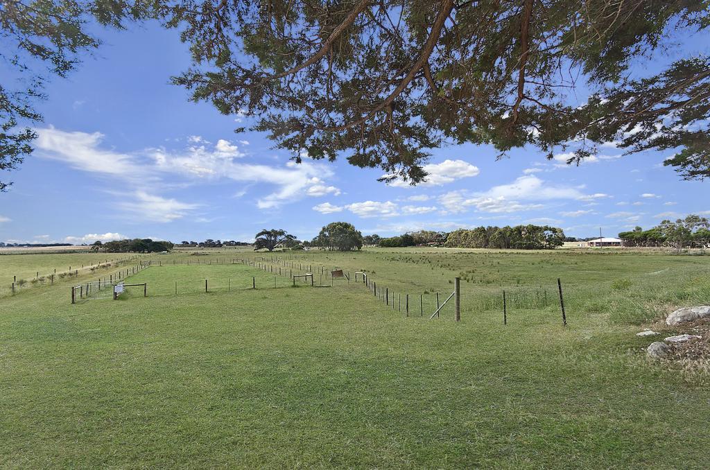 Gum Tree Caravan Park ポート・フェアリー エクステリア 写真